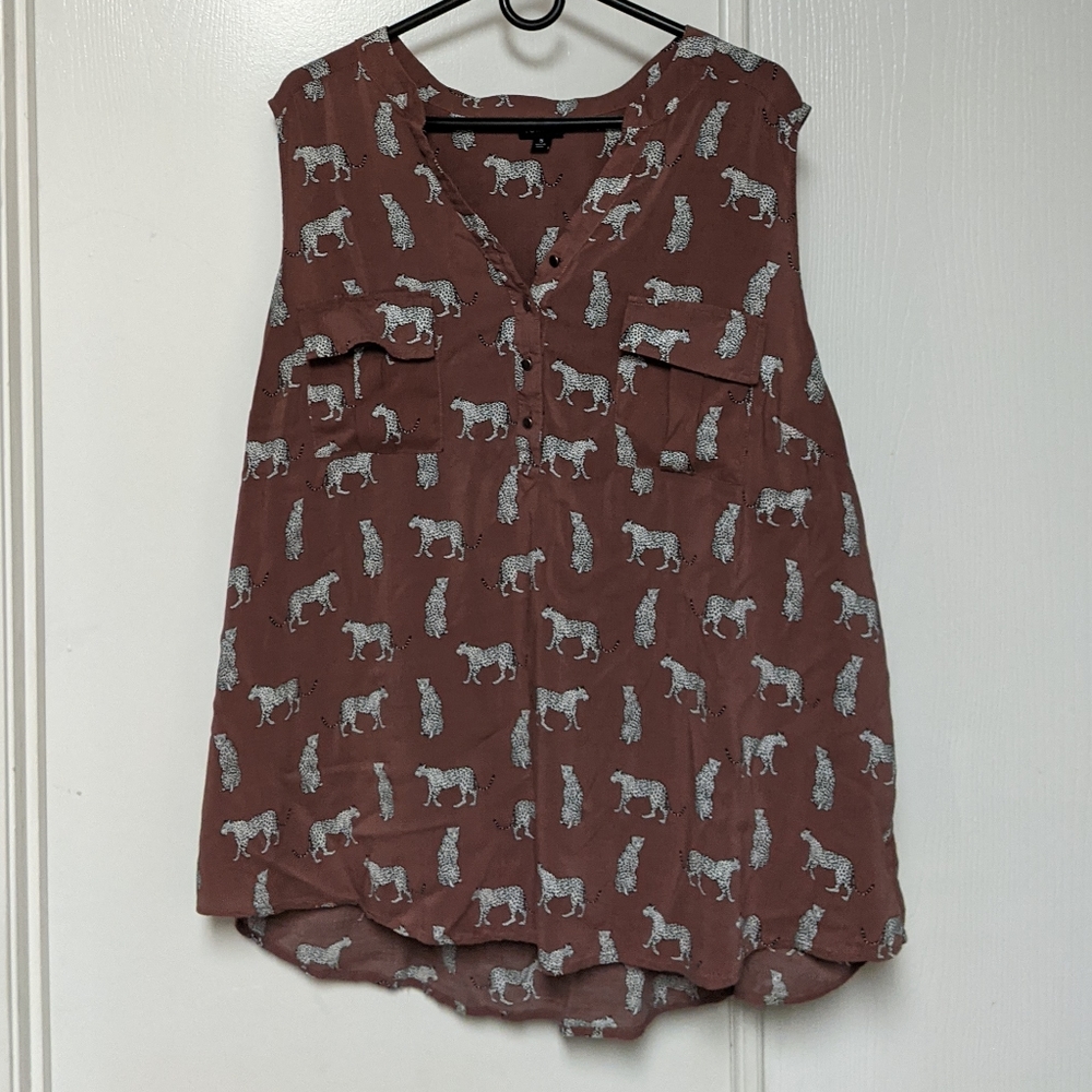 4x TORRID Jaguar Print Sleeveless Blouse